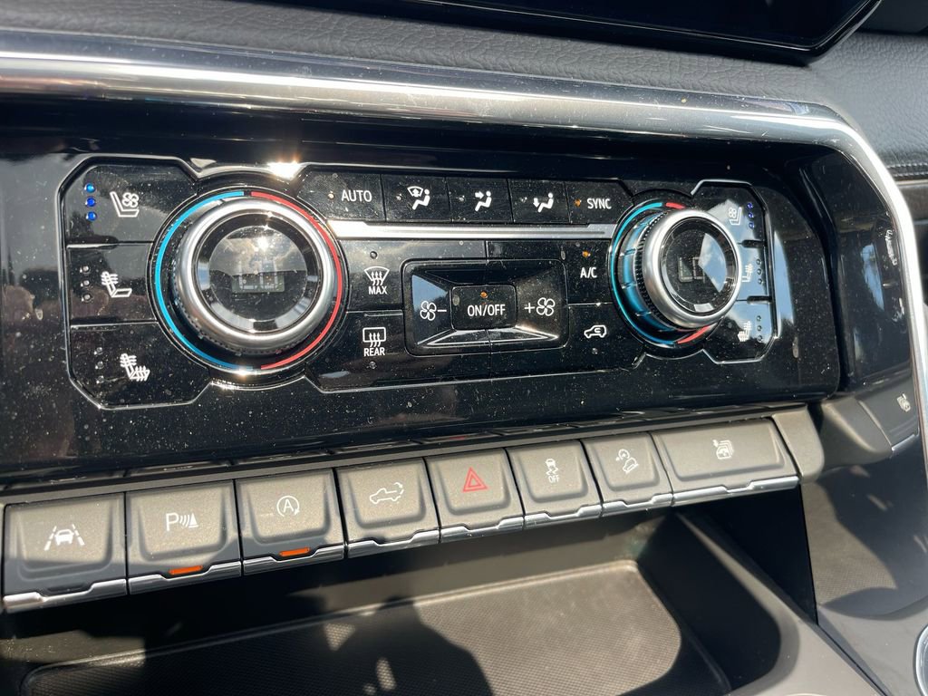 Used 2024 GMC Sierra 1500 Denali w/ Denali Reserve Package image 24