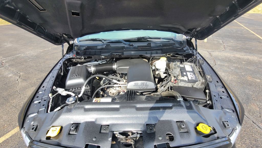 Used 2017 RAM 1500 Express w/ Express Value Package image 17