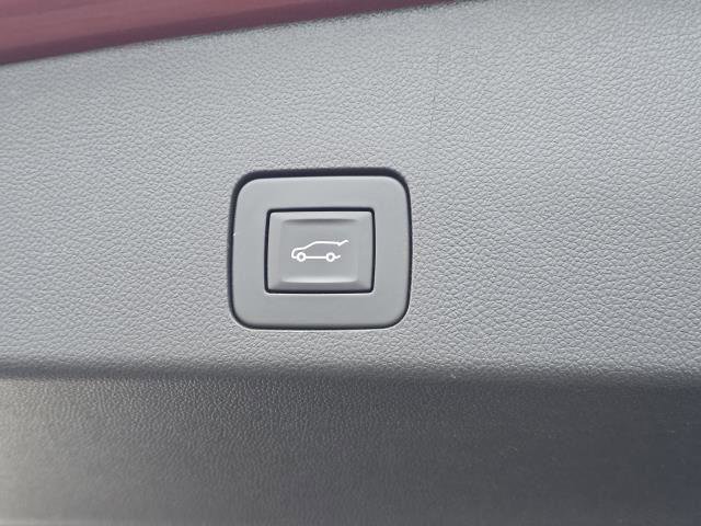 Used 2023 Buick Encore GX Select w/ Sport Touring Package image 9