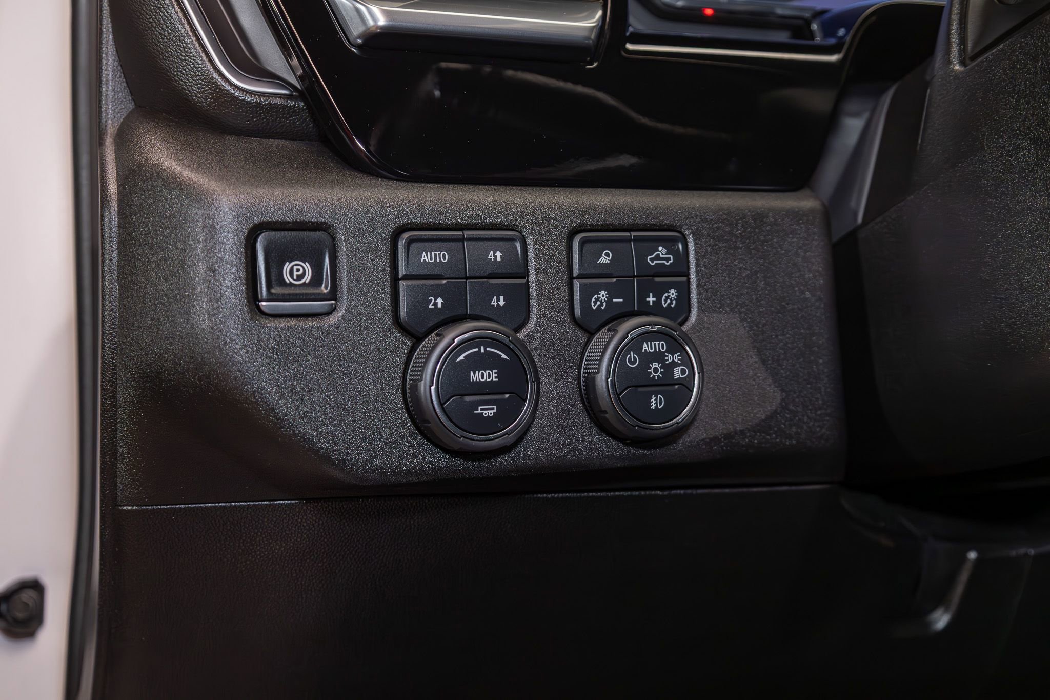 Used 2024 Chevrolet Silverado 2500 LT w/ Z71 Sport Edition AWD/4WD image 21