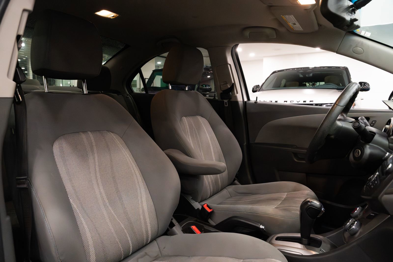 Used 2015 Chevrolet Sonic LT image 10