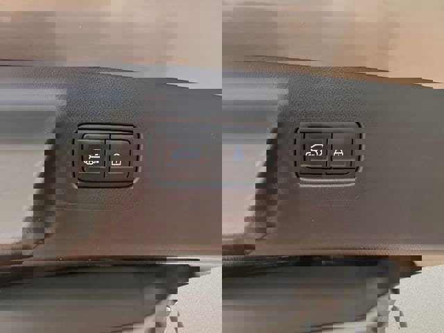 Used 2024 Hyundai Santa Fe Limited image 8