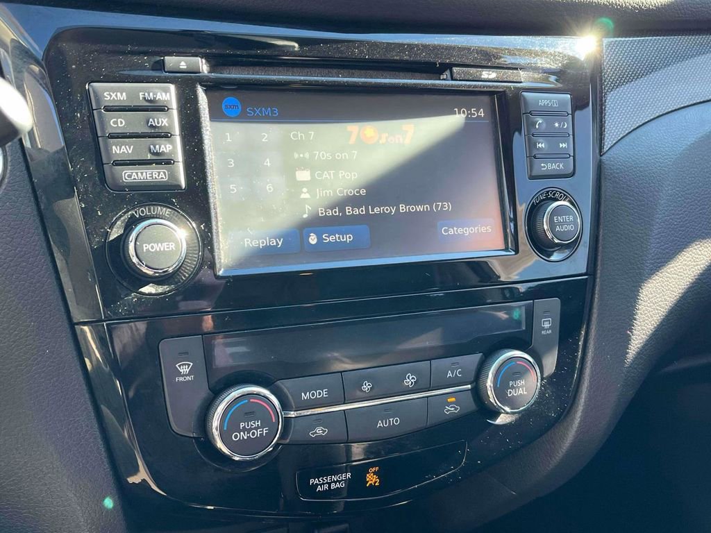 Used 2016 Nissan Rogue SL w/ SL Premium Package image 20