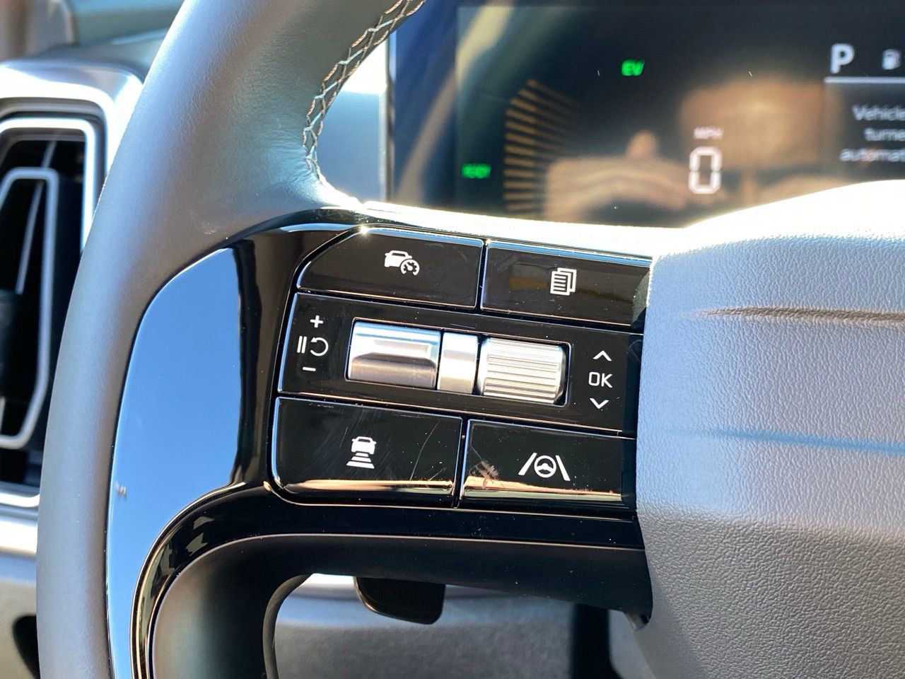 New 2026 Kia Sorento EX AWD/4WD image 12
