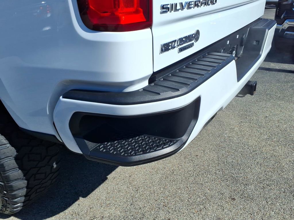 Used 2023 Chevrolet Silverado 1500 RST image 11