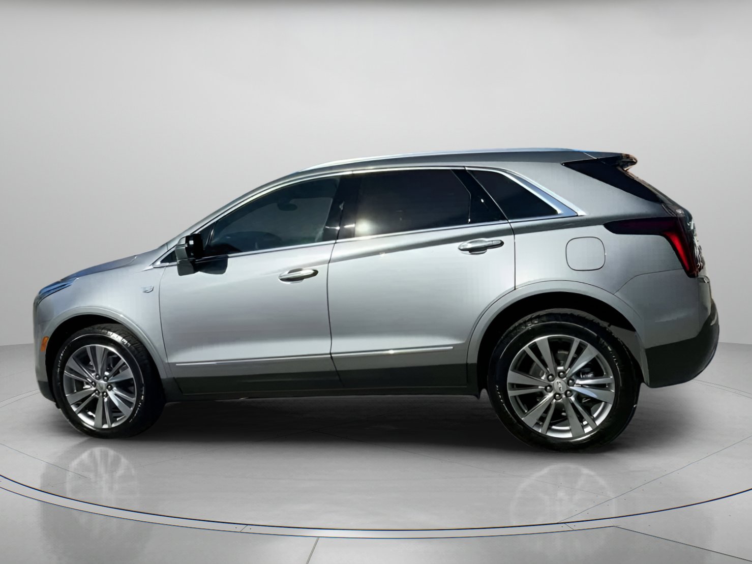 Used 2025 Cadillac XT5 Premium Luxury image 16