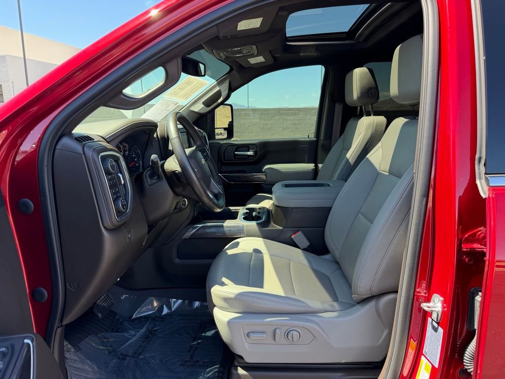 Used 2021 Chevrolet Silverado 2500 LTZ image 12