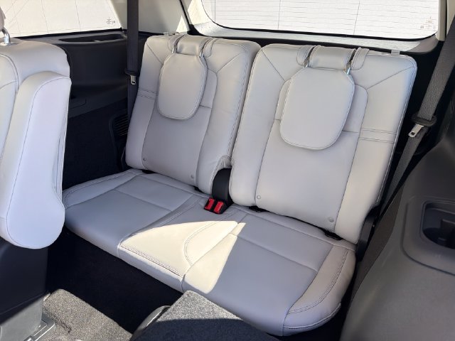 New 2027 Lincoln Aviator AWD image 14