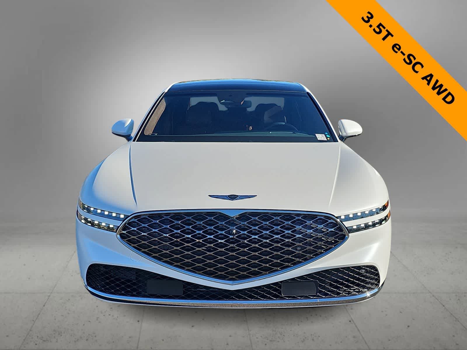 Used 2025 Genesis G90 3.5T image 3