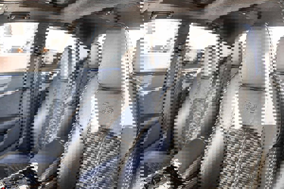 Used 2023 Audi RS 7 Sportback w/ Carbon Optic Package image 18