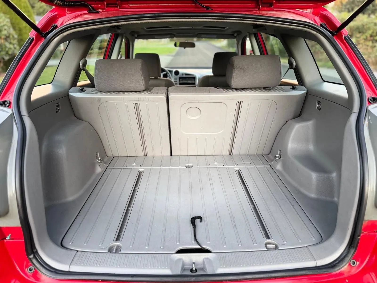 Used 2007 Toyota Matrix XR FWD image 17