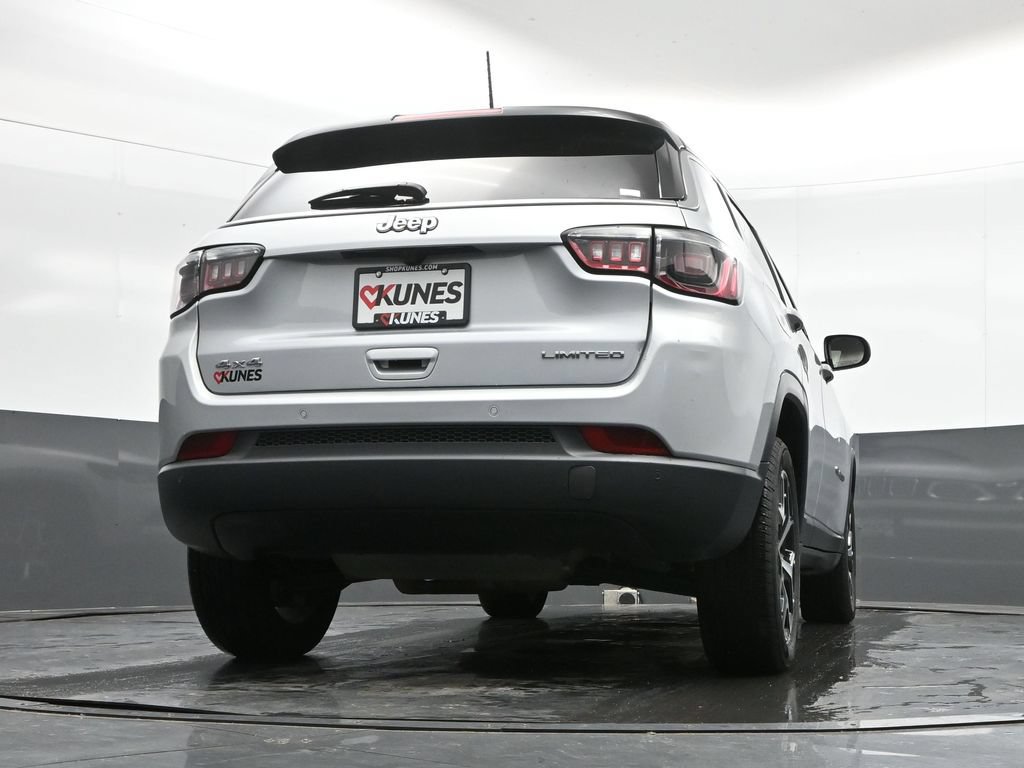 Used 2025 Jeep Compass Limited AWD/4WD image 41