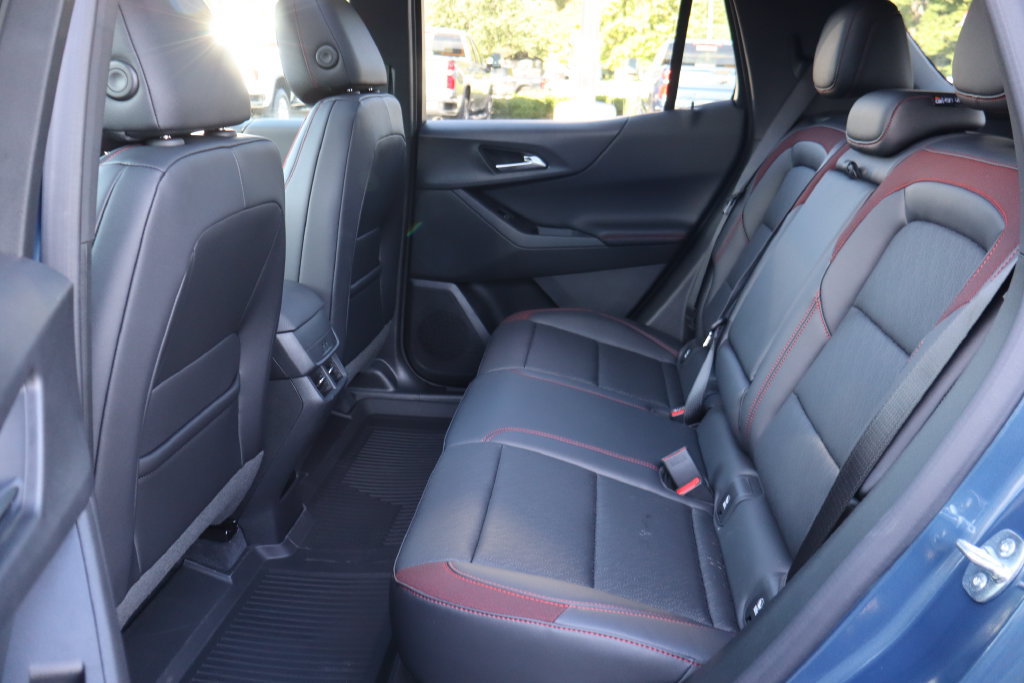 New 2027 Chevrolet Equinox RS w/ Safety and Technology Package AWD/4WD image 24