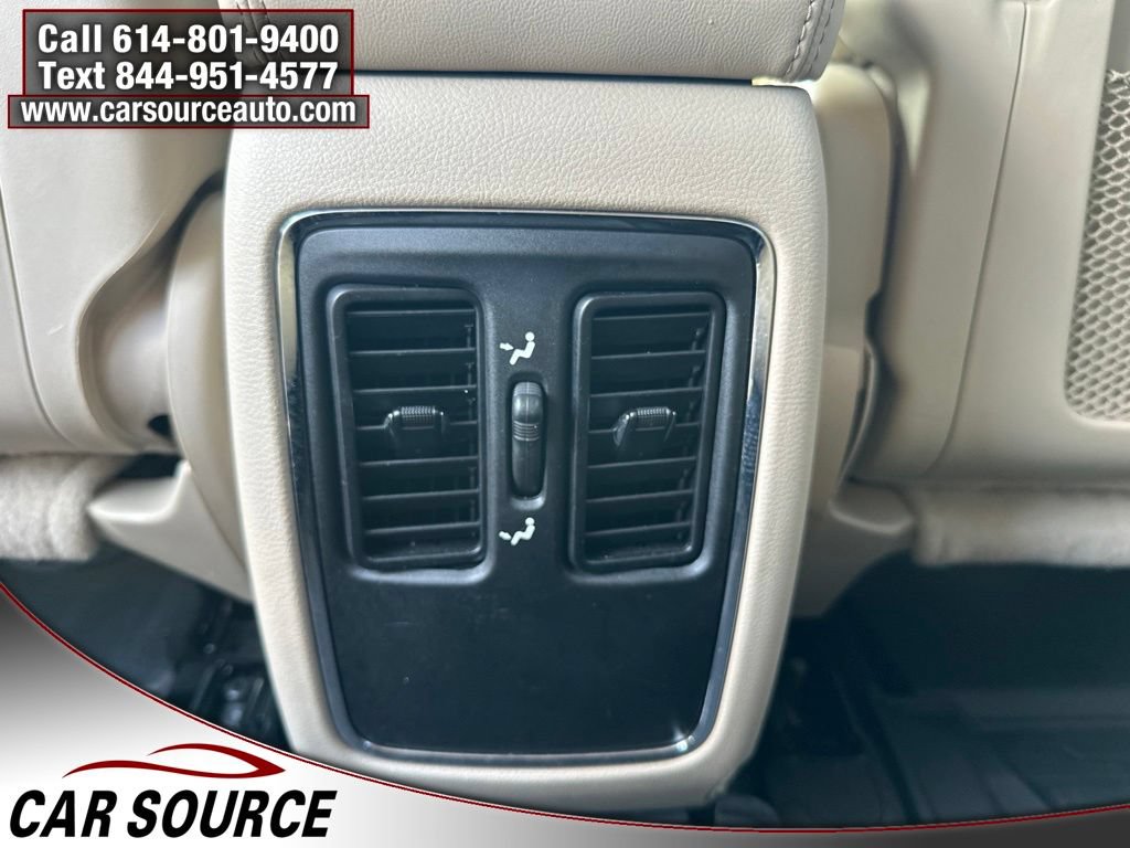Used 2021 Jeep Grand Cherokee Laredo AWD/4WD image 22