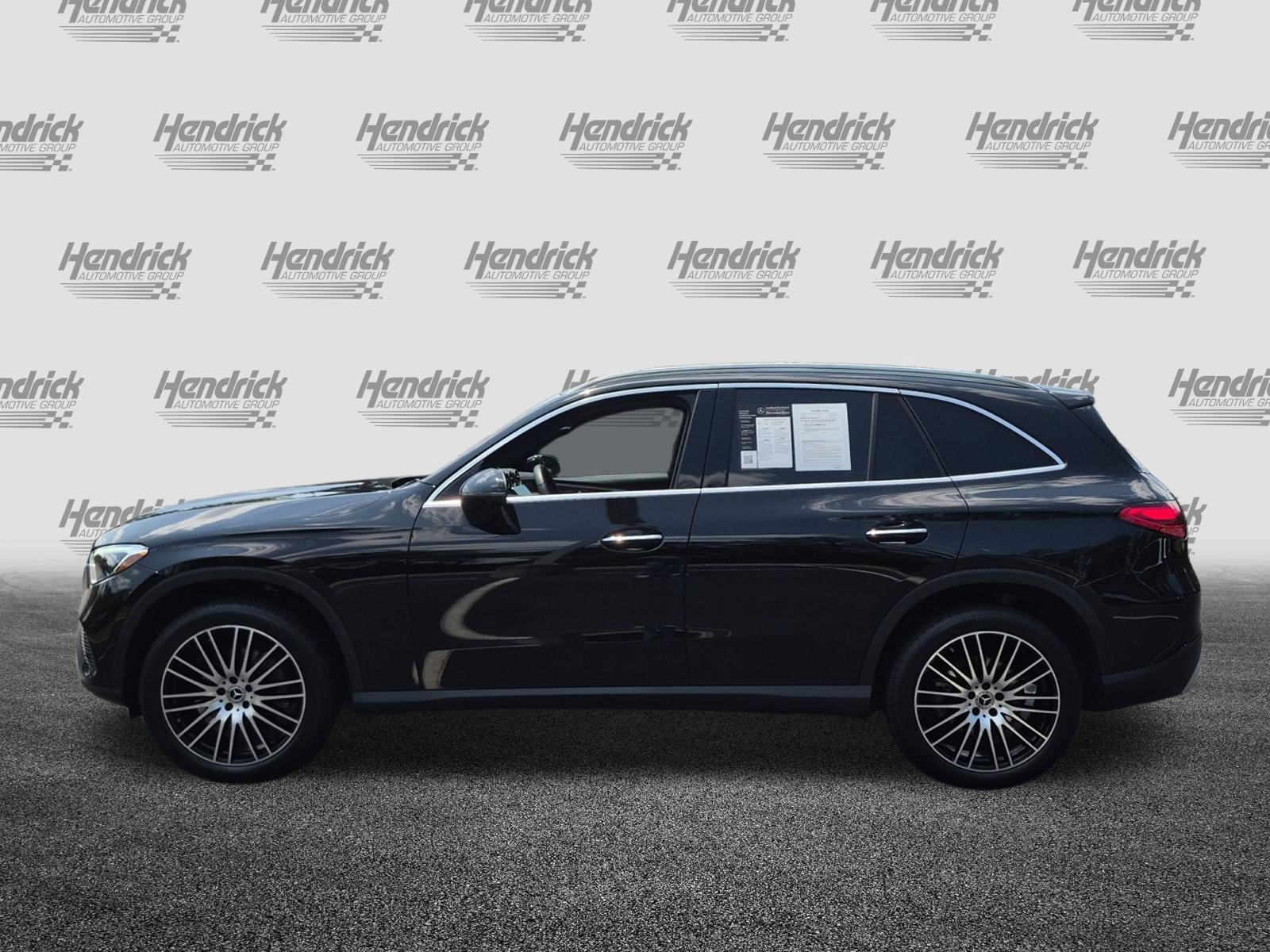 Used 2023 Mercedes-Benz GLC 300 4MATIC image 7