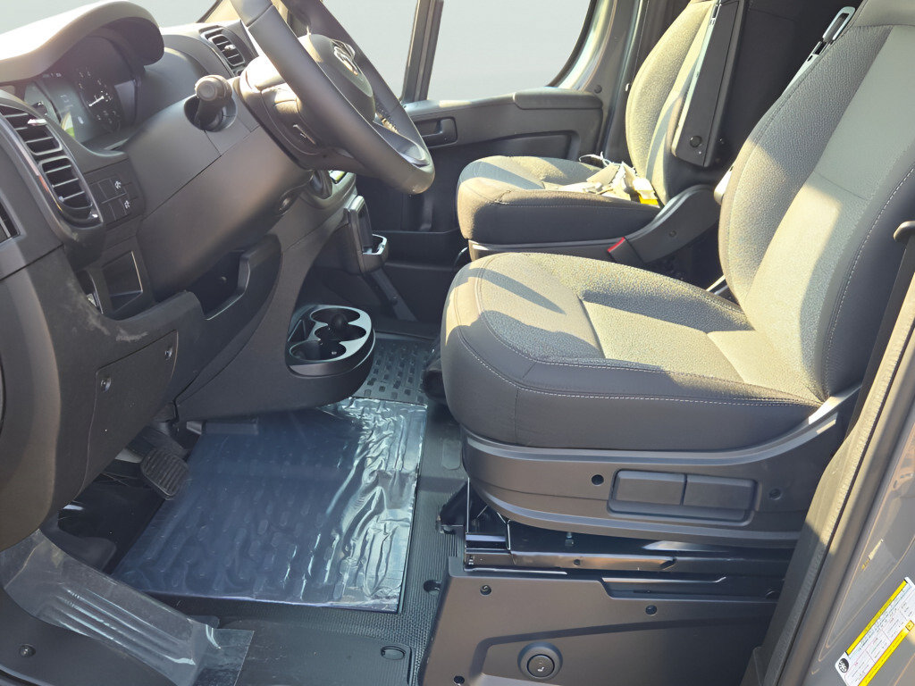 New 2026 RAM ProMaster 1500 w/ Cold Weather Group FWD image 25