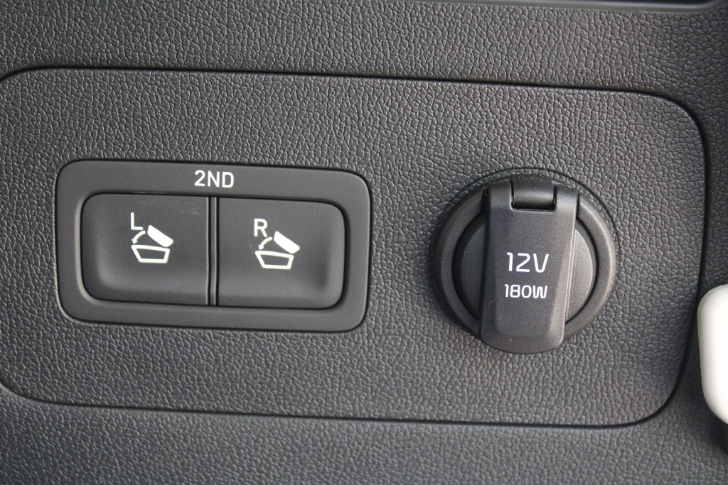 Certified 2024 Kia Sorento SX FWD image 11