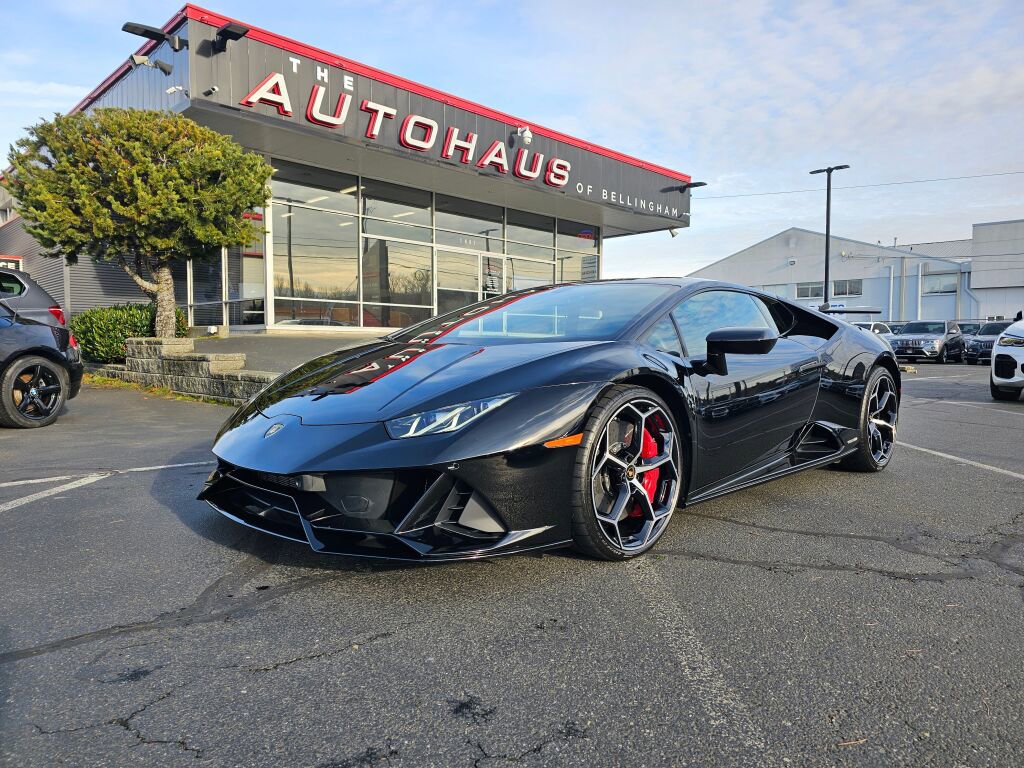 Used 2020 Lamborghini Huracan EVO image 1