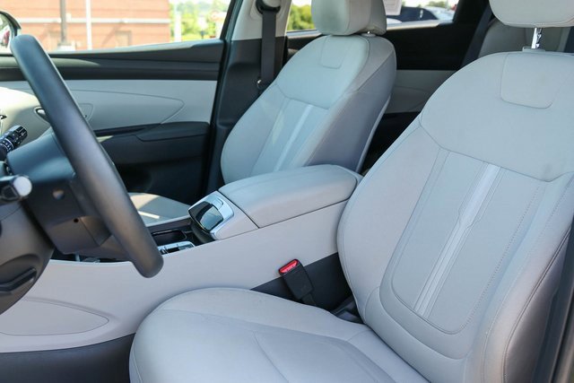 Used 2025 Hyundai Tucson SEL image 12
