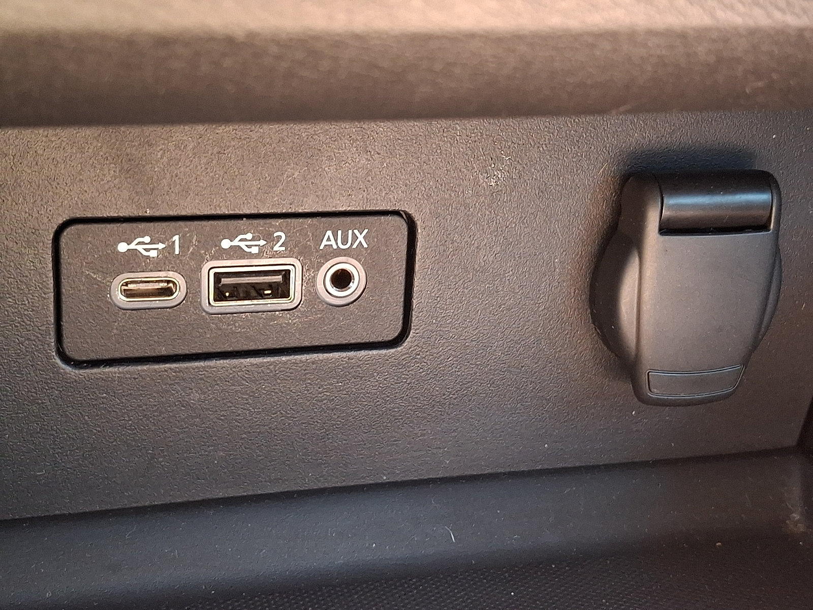 Certified 2023 Nissan Altima 2.5 SV FWD image 24