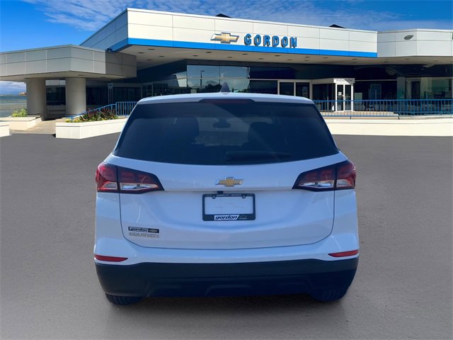 Used 2023 Chevrolet Equinox LS w/ LS Convenience Package image 4