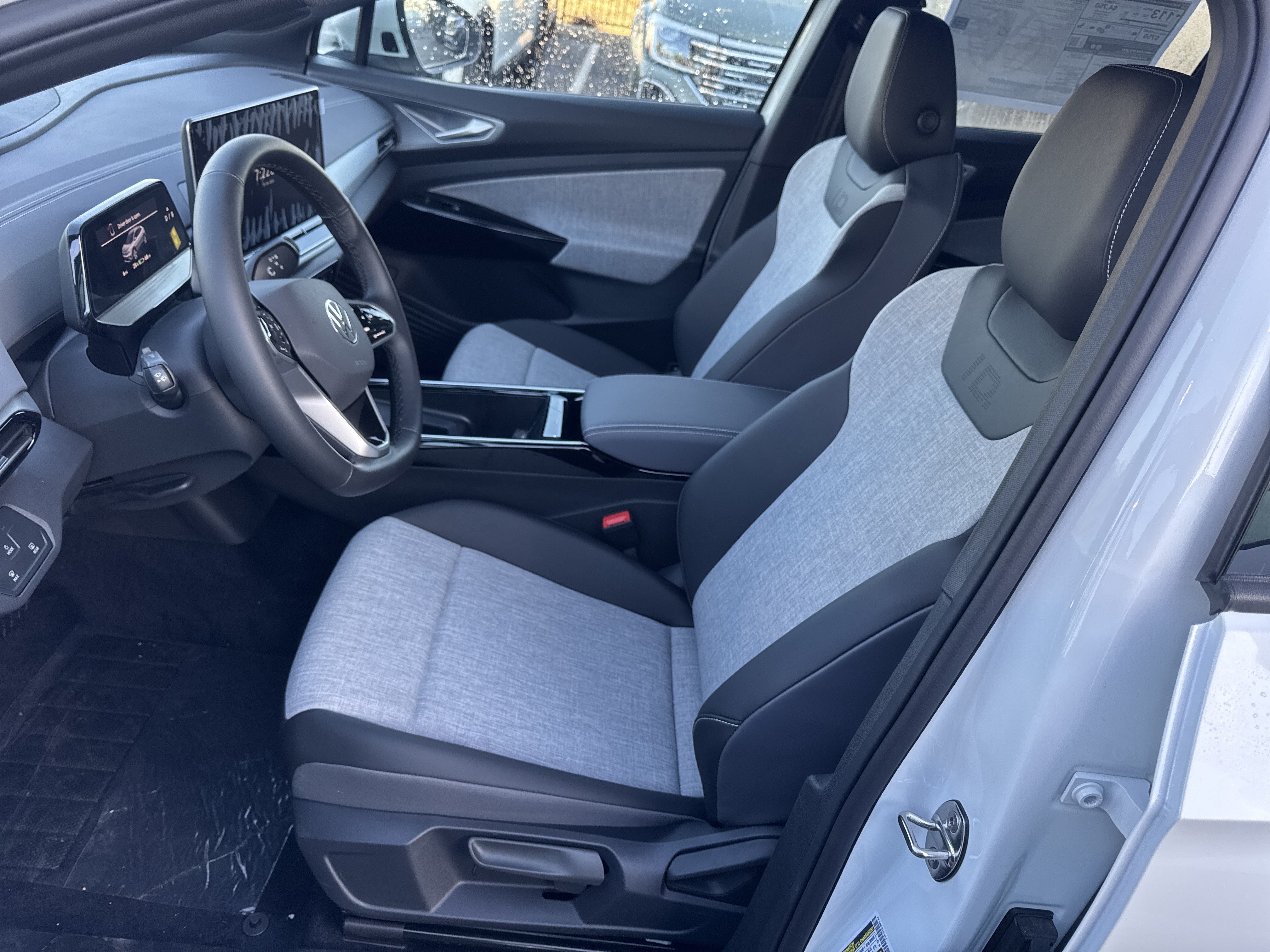 New 2026 Volkswagen ID.4 Pro RWD image 14