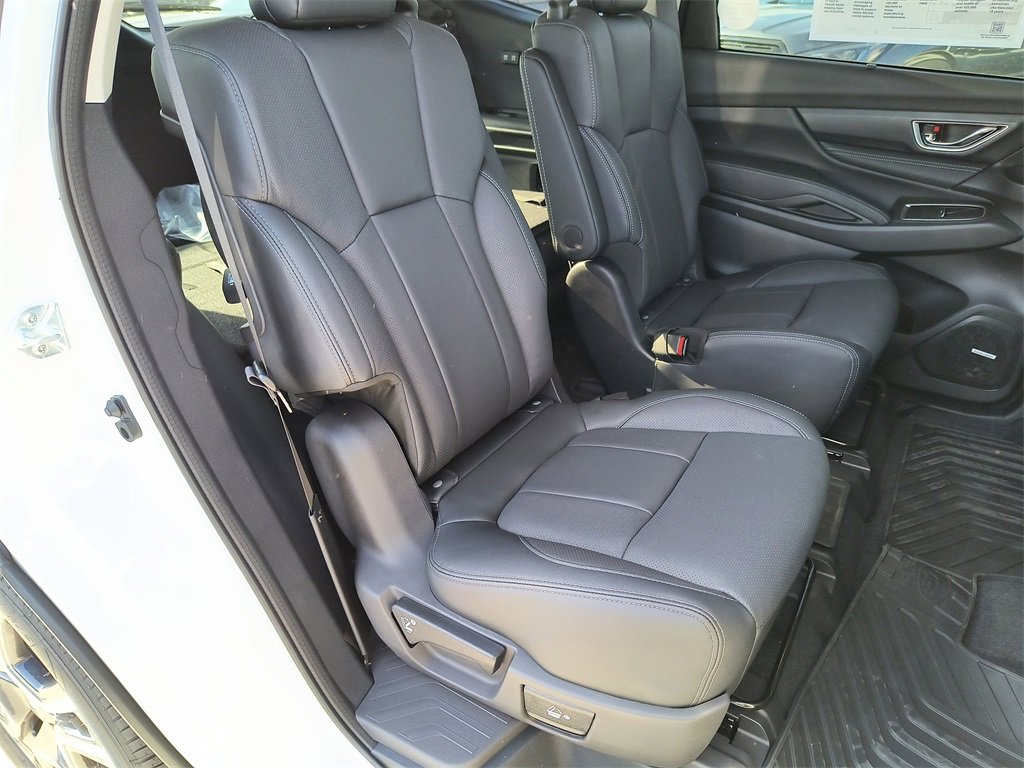 New 2025 Subaru Ascent Limited image 16