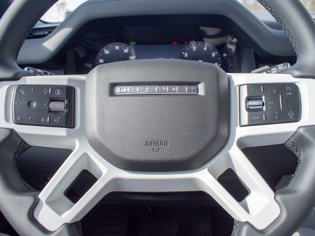 New 2026 Land Rover Defender 110 X-Dynamic SE image 14