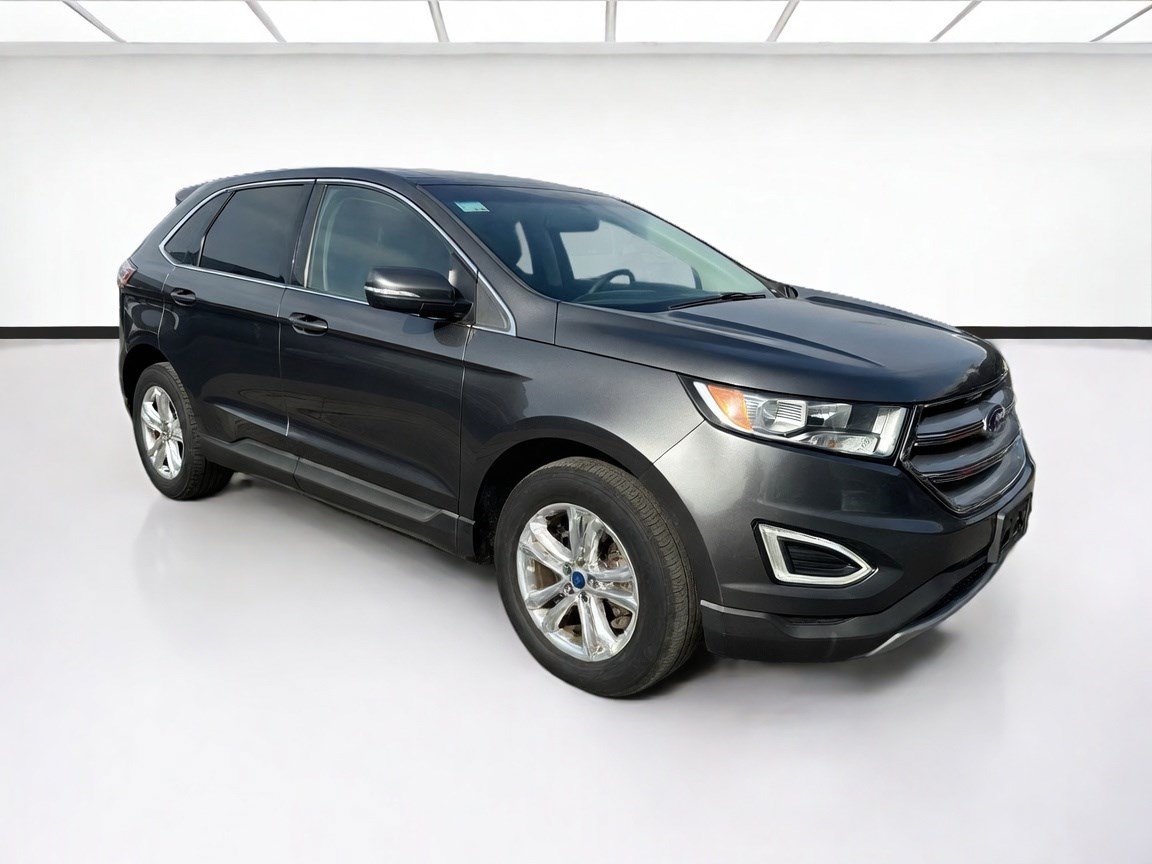 Used 2016 Ford Edge SEL w/ Equipment Group 201A FWD image 3