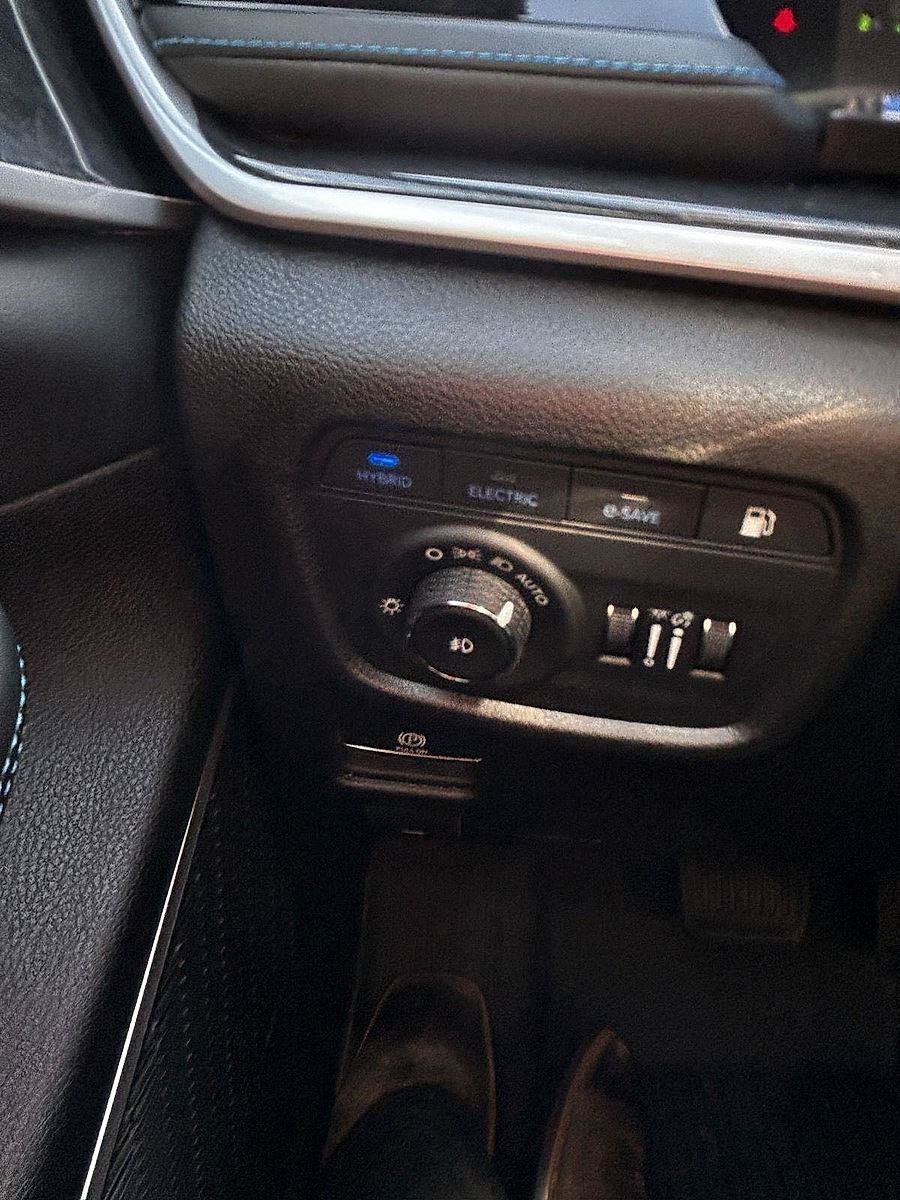New 2024 Jeep Grand Cherokee Trailhawk AWD/4WD image 24