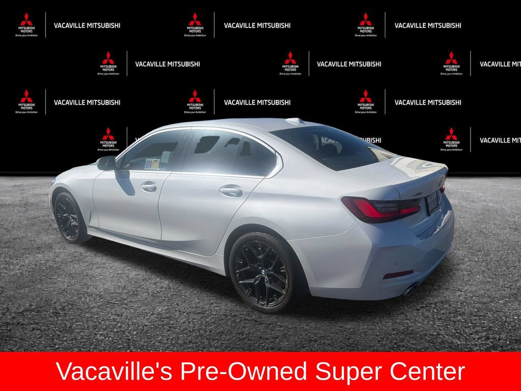 Used 2025 BMW 330i xDrive Sedan AWD/4WD image 3
