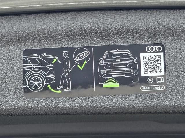 Used 2025 Audi Q3 2.0T Premium w/ Convenience Package AWD/4WD image 14