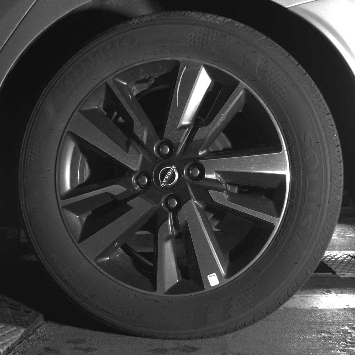 Used 2025 Nissan Versa SV image 14