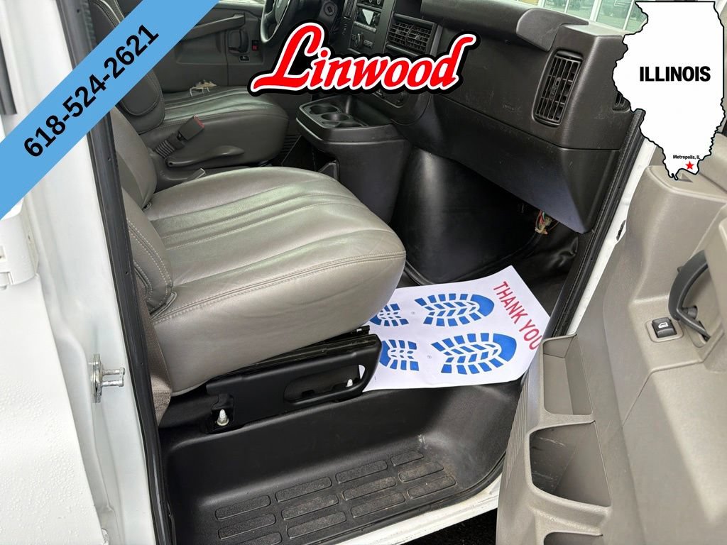 Used 2020 Chevrolet Express 2500 w/ Driver Convenience Package RWD image 7