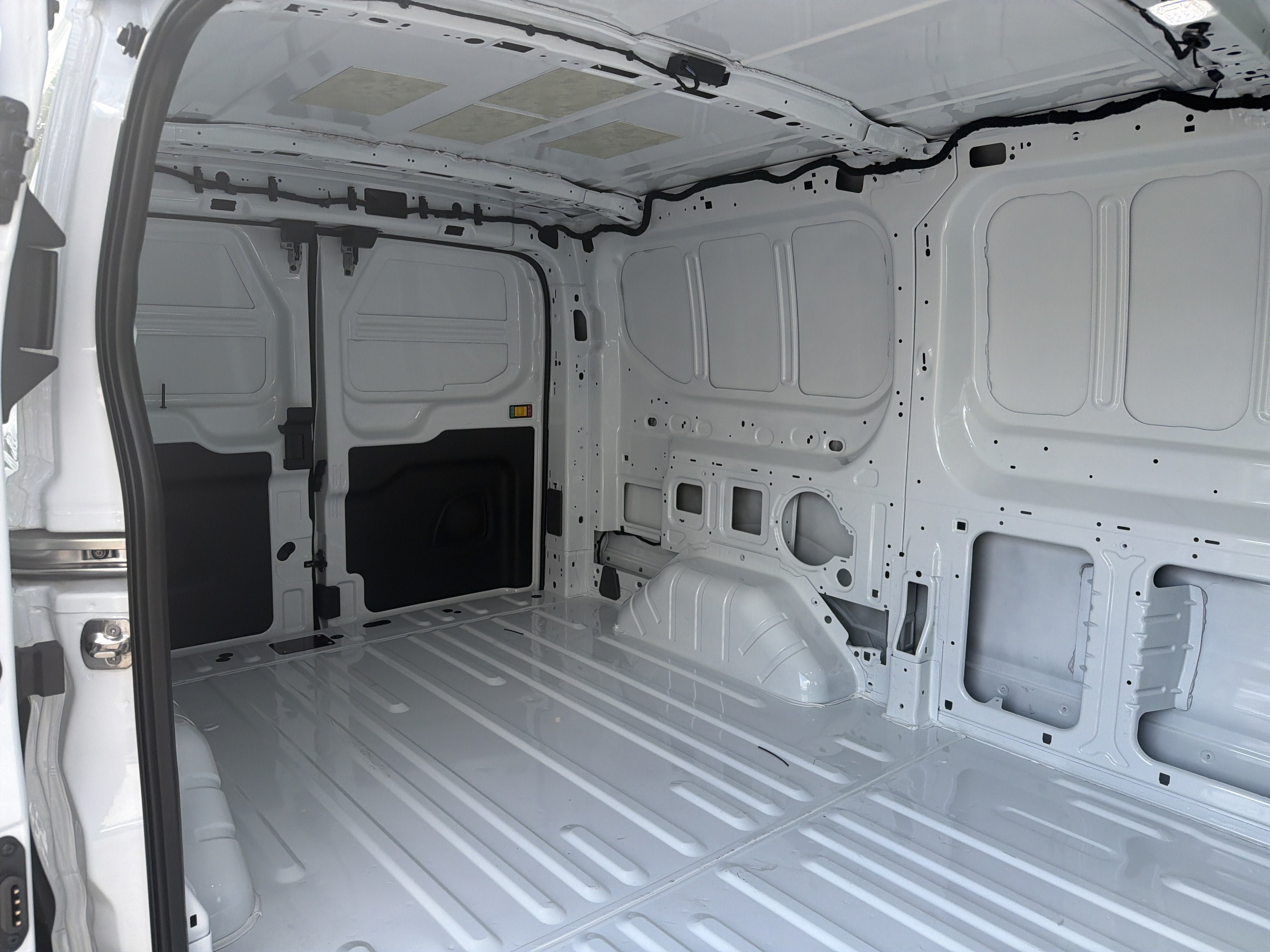 New 2026 Ford Transit 150 Low Roof RWD image 20