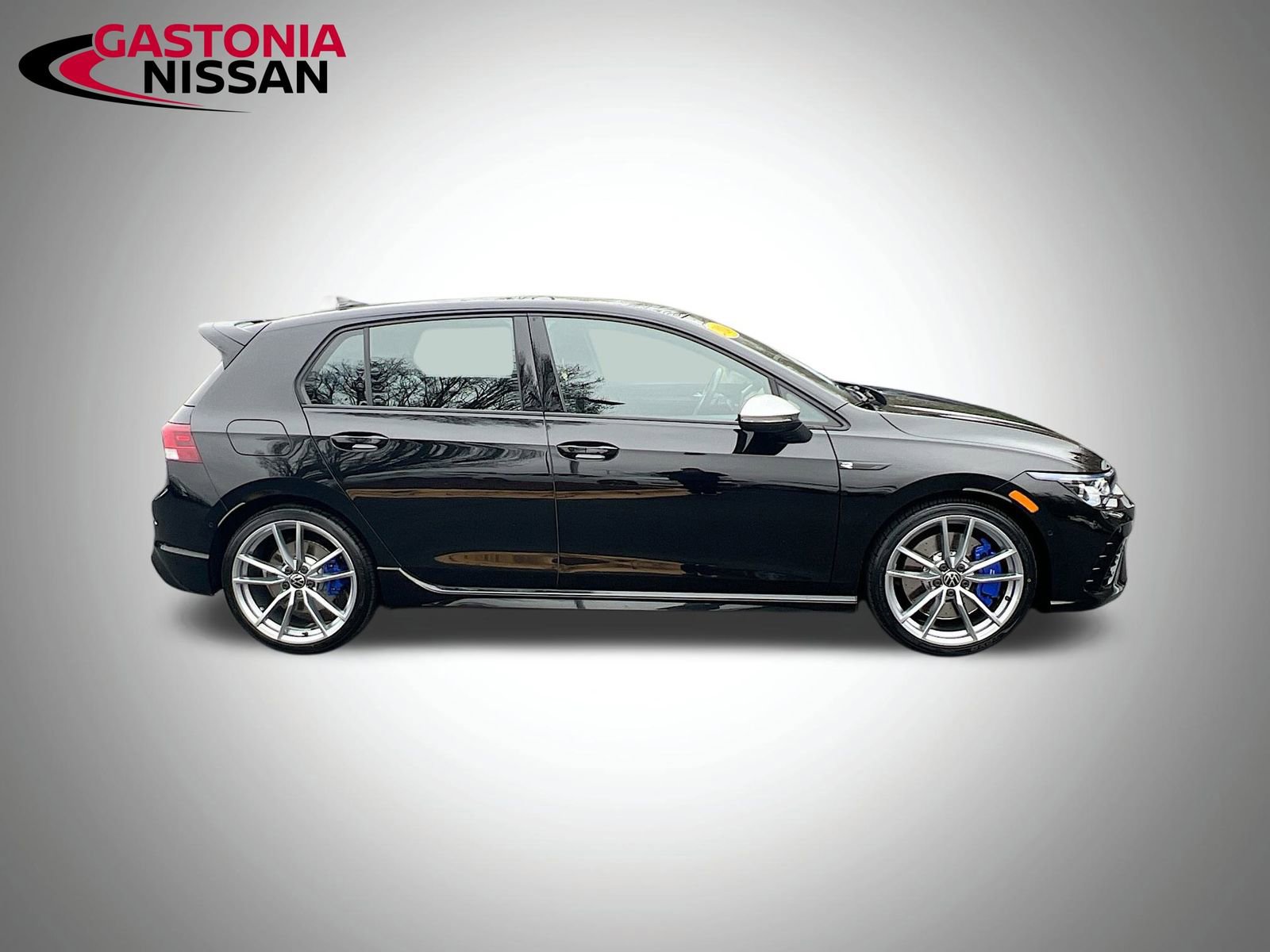 Used 2024 Volkswagen Golf R image 10