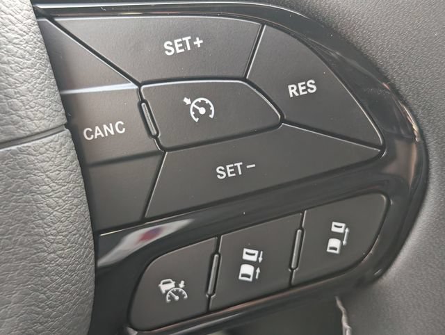 New 2027 Chrysler Pacifica Limited FWD image 22