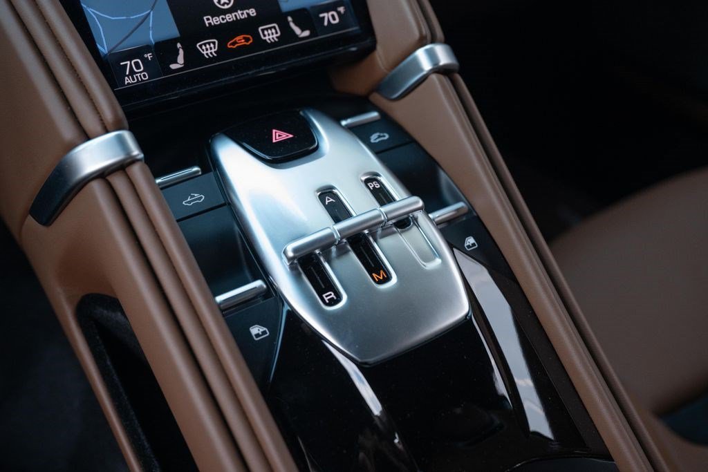 Used 2024 Ferrari Roma Spider RWD image 47