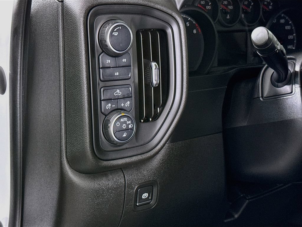 Used 2021 Chevrolet Silverado 2500 W/T w/ WT Convenience Package AWD/4WD image 18