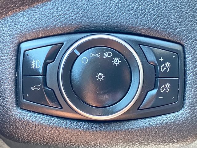 Used 2018 Ford Escape SE FWD image 29