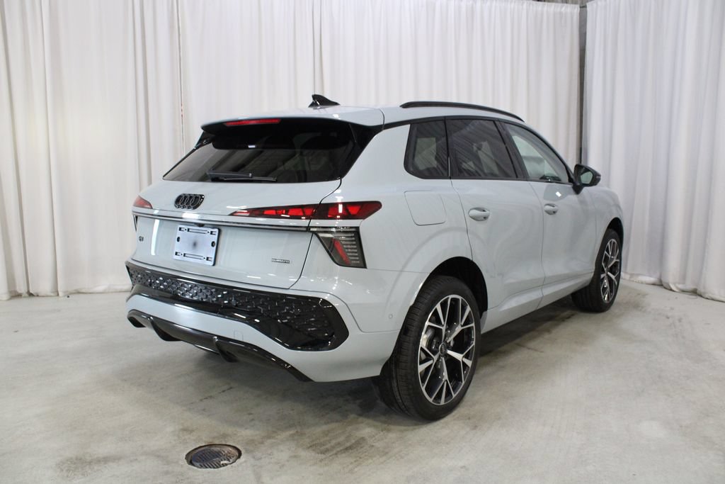 New 2026 Audi Q3 quattro 2.0T AWD/4WD image 26