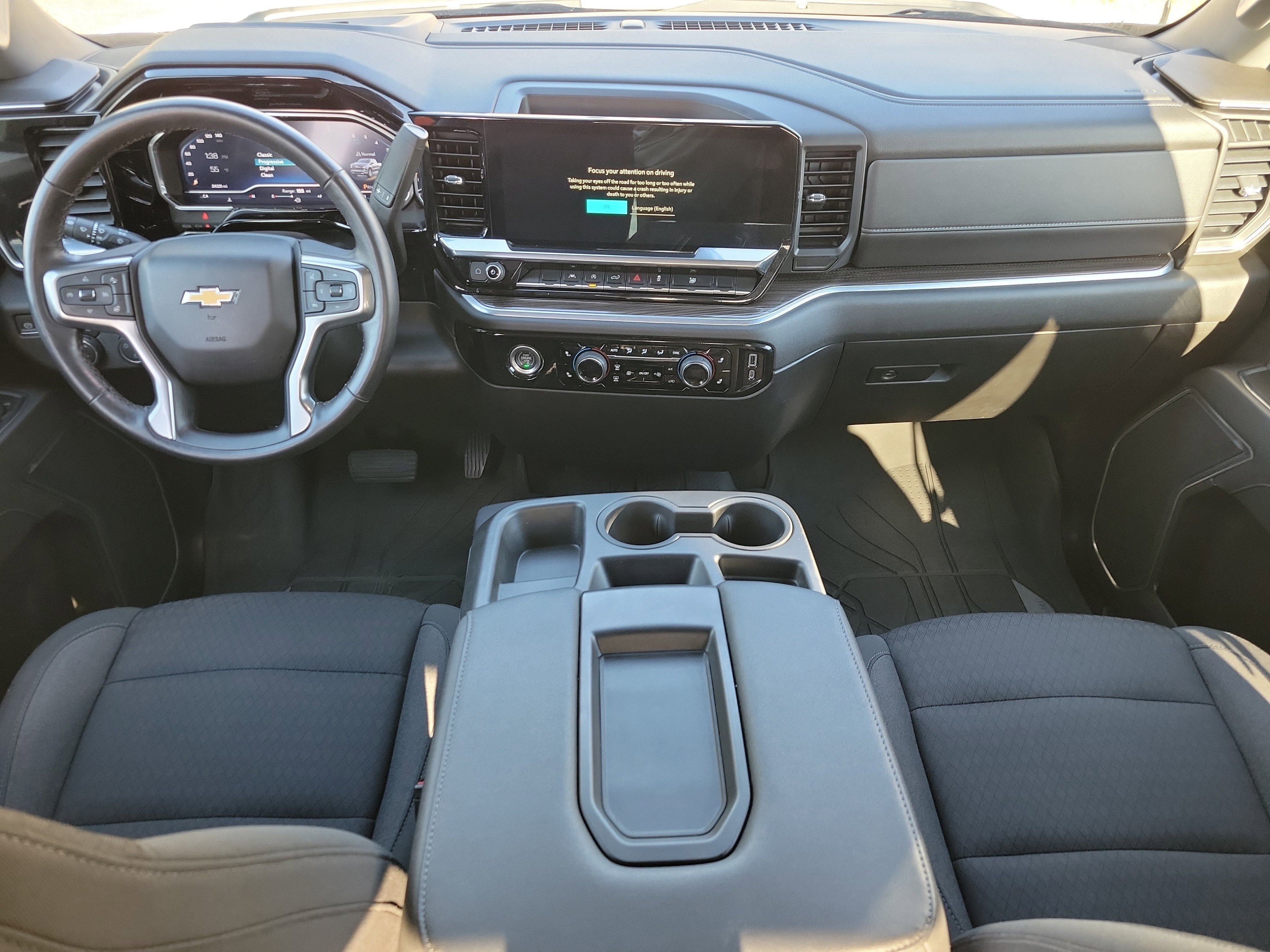 Used 2022 Chevrolet Silverado 1500 LT image 10