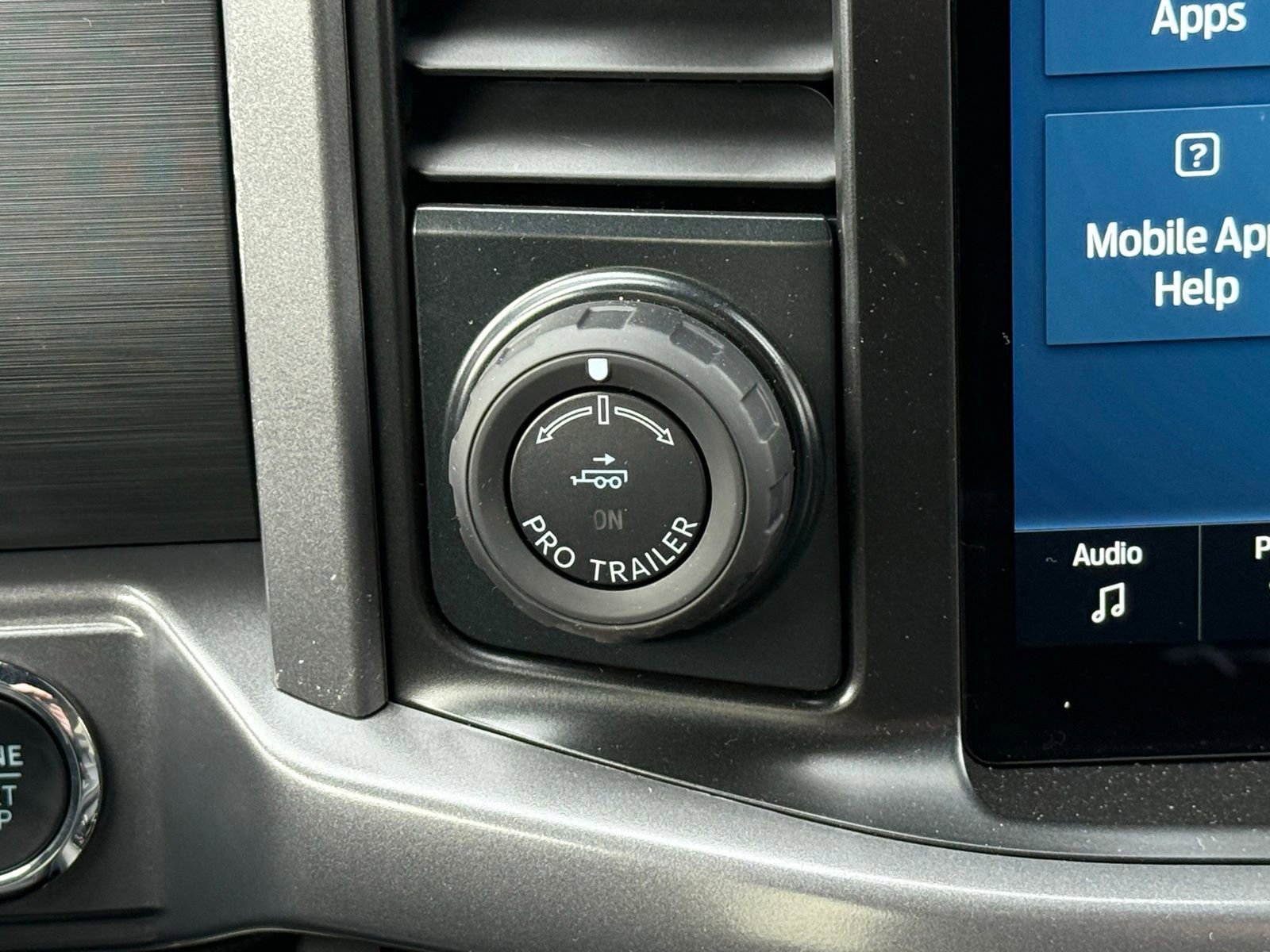 New 2025 Ford F150 XLT w/ Equipment Group 303A High image 27