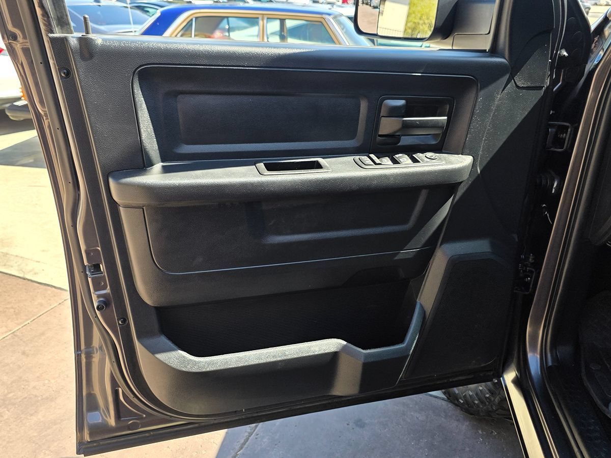 Used 2016 RAM 1500 Tradesman w/ Popular Equipment Group RWD image 32