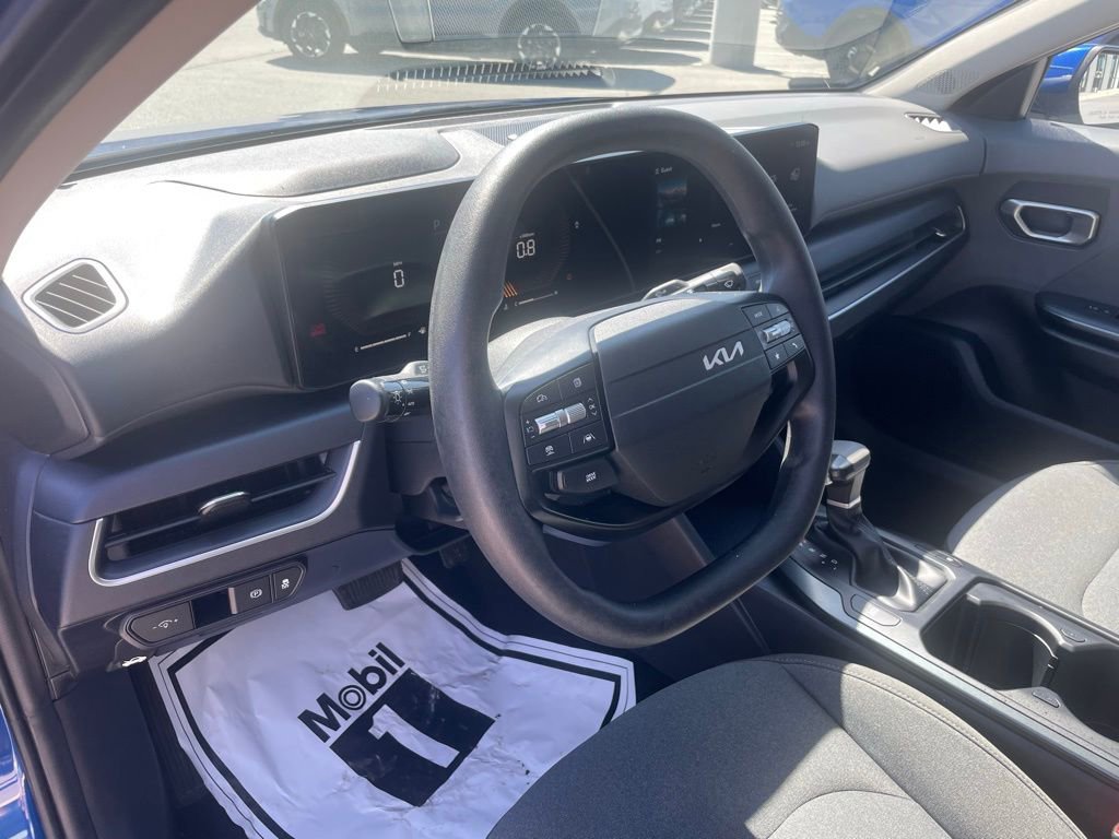 Certified 2025 Kia K4 LXS image 9
