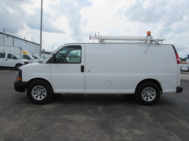 Used 2014 Chevrolet Express 1500 RWD image 6