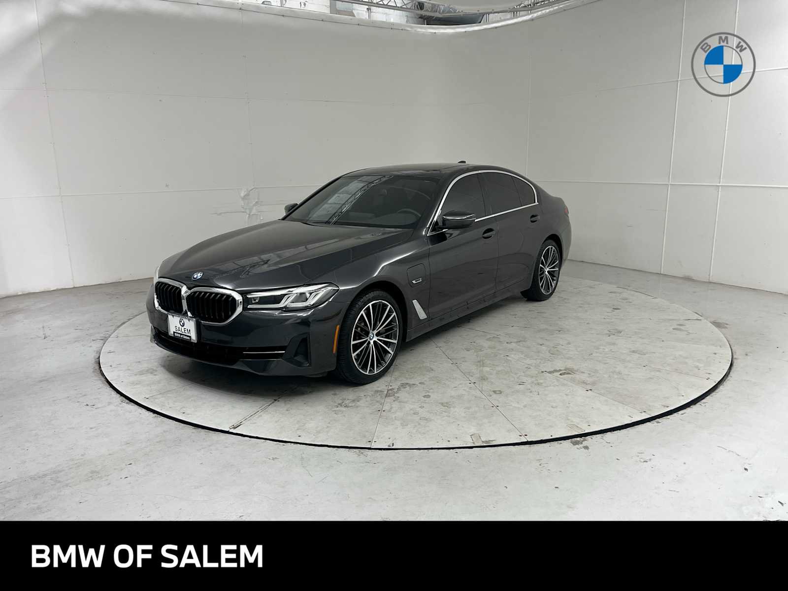 Used 2023 BMW 530e xDrive w/ Luxury Seating Package