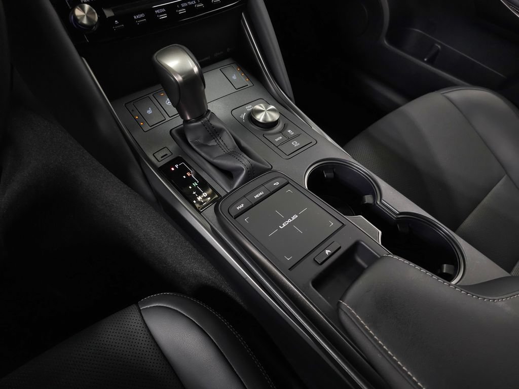 Used 2025 Lexus IS 350 F Sport w/ Navigation Package AWD/4WD image 28