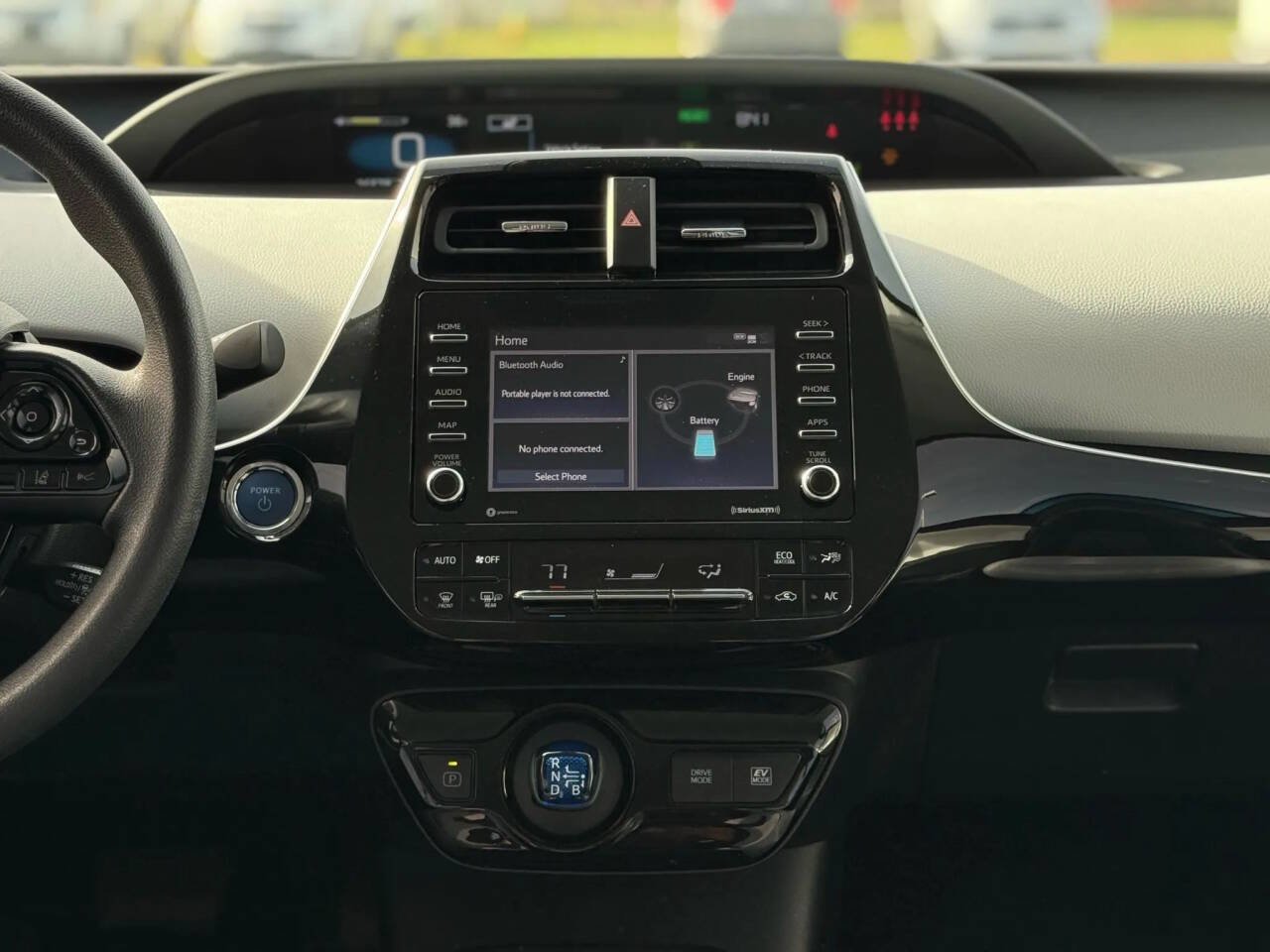 Used 2022 Toyota Prius L Eco image 14