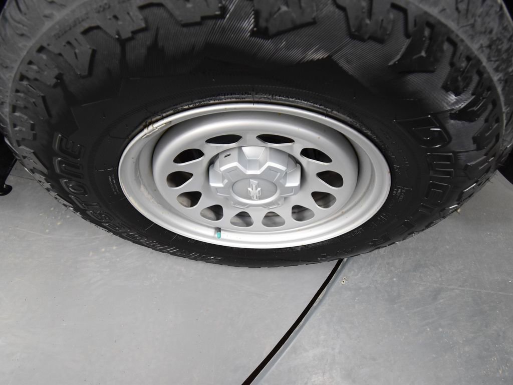 Used 2023 Chevrolet Silverado 1500 W/T w/ WT Value Package image 9